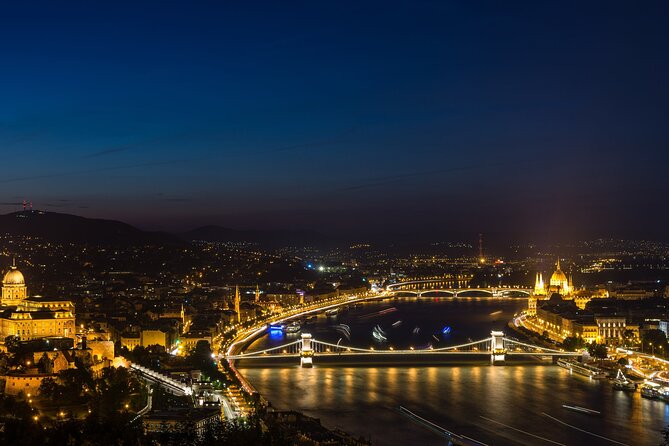 2-Hour Private Night Tour of Budapest - Why Budapest after dark works so well
