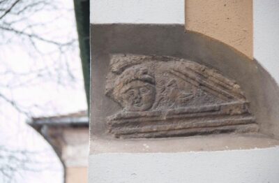 2 Hours Buda Castle Walking Tour – Walk with a Historian