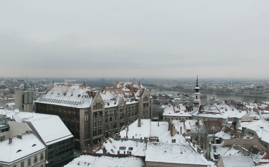2 Hours Buda Castle Walking Tour - Walk with a Historian - From the civilian streets to the royal seat