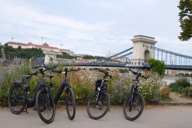 3-Hour Budapest E-Bike Adventure! - Along the Danube past Rudas Baths and Chain Bridge