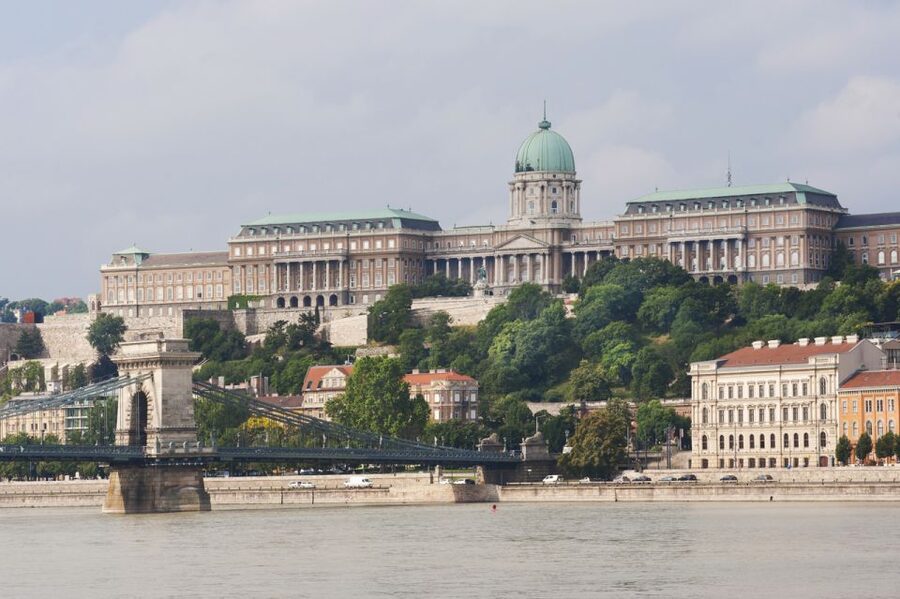 3-Hour Orientation Walking Tour of Buda and Pest - Key points to know before booking