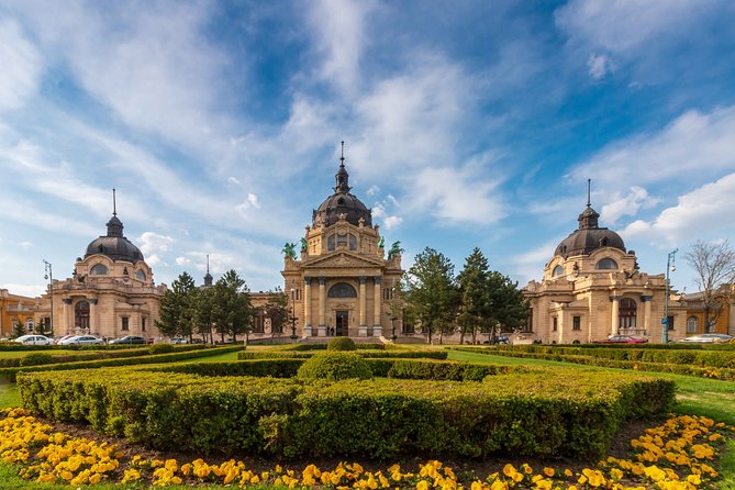 4 hours long private walking tour in Budapest - Szechenyi Baths and Vajdahunyad Castle: Budapest begins in City Park