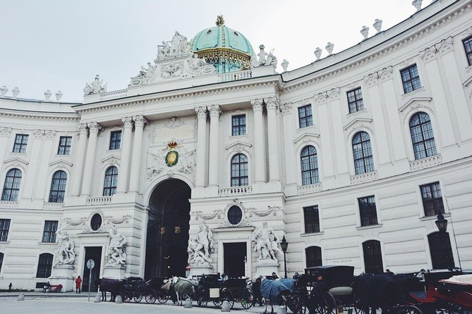 8 days European Highlights PRIVATE TOUR from Budapest including Budapest Vienna Prague and Bratislava - Vienna, Schönbrunn, and the grand Ringstrasse