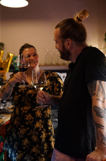 8-Tier Hungarian Wine Tasting in a Cozy Downtown Wine Bar - Key points at a glance