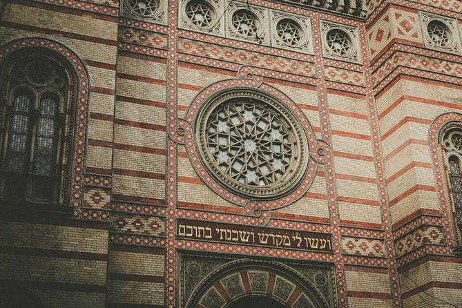 A Journey through Jewish Budapest - Walking Tour - What the historians add to the experience