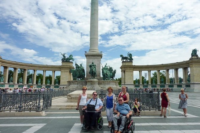 Accessible Budapest Tour - Fisherman’s Bastion, Matthias Church, and the access limits