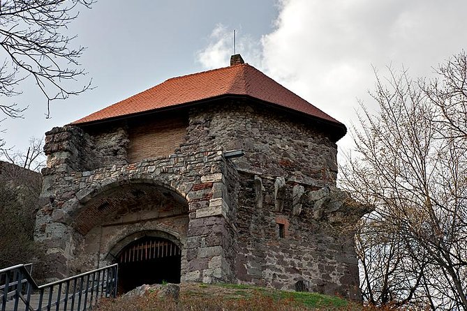 Along the shore of Danube river, private tour - Who will get the most from this day?