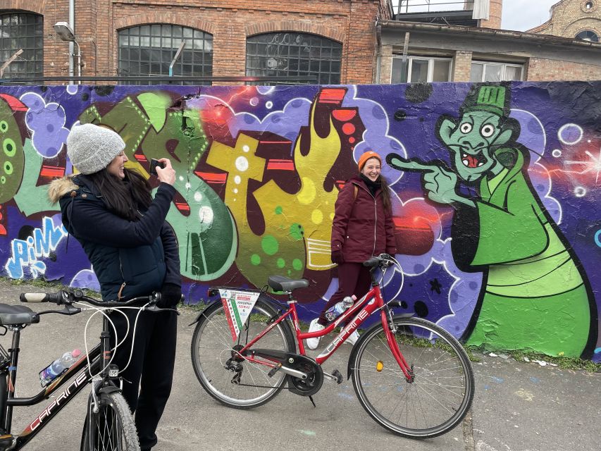 Alternative Bike tour: Graffiti Wall and Peace - Who will enjoy this tour most?