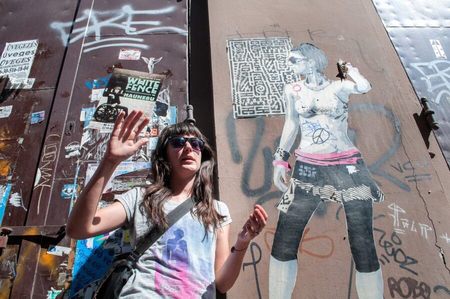 Alternative Budapest Walking Tour - Reading Budapest through murals and graffiti