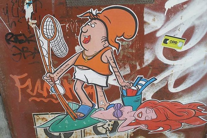 Alternative Street Art Free Walking Tour of Budapest - Murals, graffiti, and the art you might otherwise miss