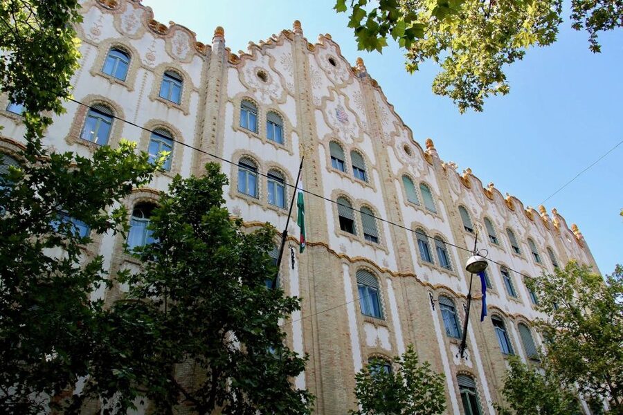Art Nouveau Tour in Budapest: 3-Hour Private Tour - How the tour connects architecture with Budapest history
