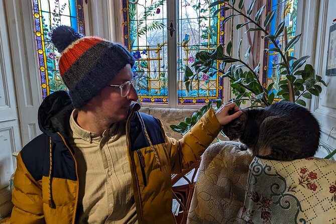 Art Nouveau Treasures of Budapest – Exclusive Private Tour - Gutenberg Square and the Miksa Róth connection
