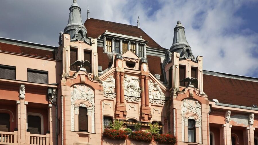 Best of Debrecen: Private Walking Tour with a Local - What the two-hour option can deliver