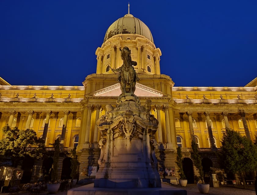 BloodThirsty Hungary: Walking tour & Dark Historical Stories - The storytelling is the real attraction