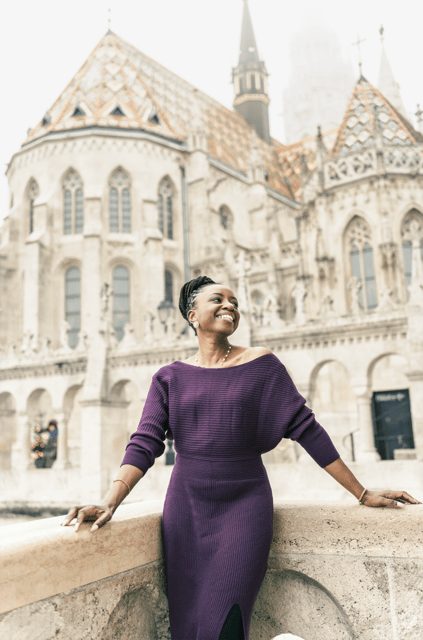 Buda Castle: Private photoshoot with a local guide - Morning or night: choosing your session