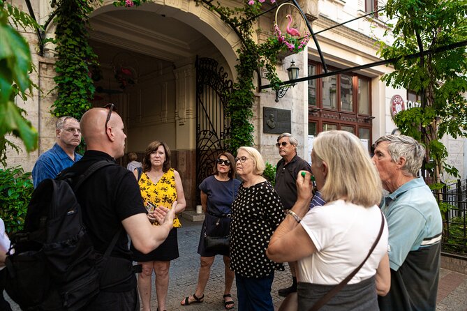 Buda Castle Walking Tour with Matthias church entry, Cake&Coffee - Matthias Church and the church visit