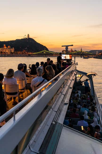 Budapest: 1-Hour Evening Sightseeing Cruise with Drink - Key points to know before you board
