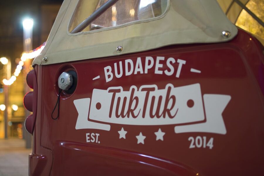Budapest: 2-Hour Private TukTuk Tour - Across the Danube toward Gellért Hill