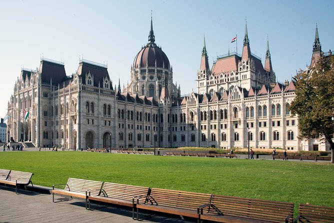 Budapest 3-Hour City Tour - Heroes’ Square and Hungary’s story