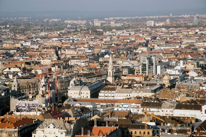 Budapest 3-Hour City Tour - Ending near Parliament at Kossuth Square