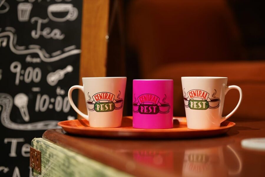 Budapest: 90s Sitcom Escape Room Adventure with Drinks - What the $31 price really covers