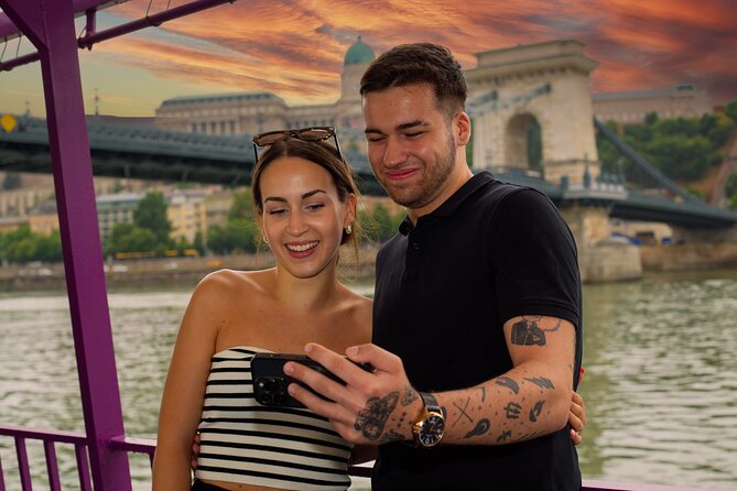 Budapest Audio Guide Cruise with Day, Sunset and Night Options - Picking the right time: day, sunset, or night