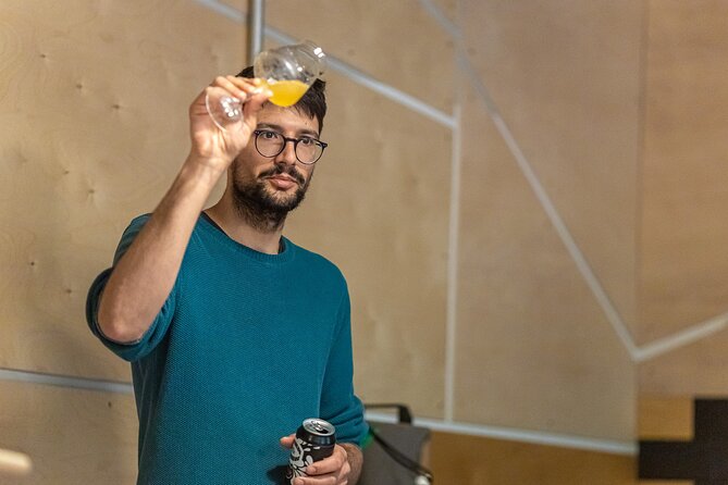 Budapest Beer Experience: 2-Hour Guided Craft Beer Tasting - The local IPA and cheese pairing