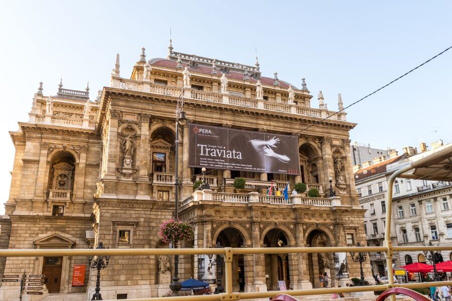 Budapest: Big Bus Hop-On Hop-Off Tour & Danube River Cruise - One, two, or three days: which ticket makes sense?