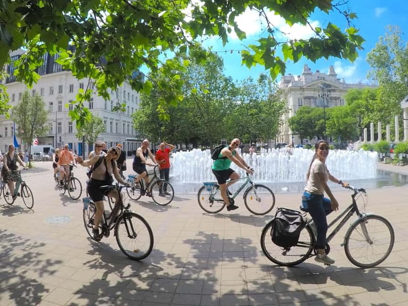 Budapest Bike Tour with a Hungarian Goulash - Why a bicycle works so well in Budapest