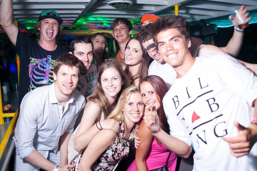 Budapest: Boat Party with option of Unlimited Drinks - Is $27 a good price?