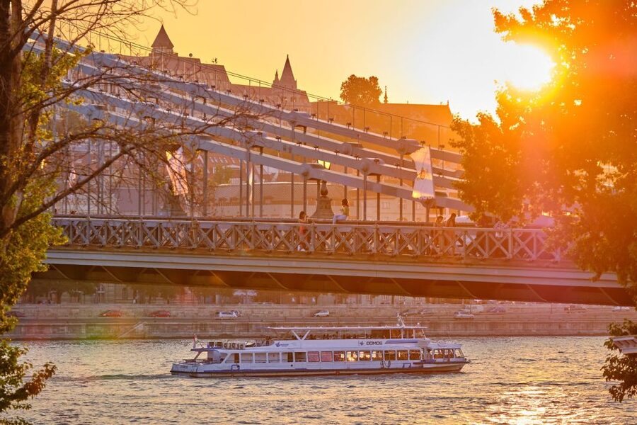 Budapest By Night Sightseeing Cruise - The final approach to Vigadó Concert Hall