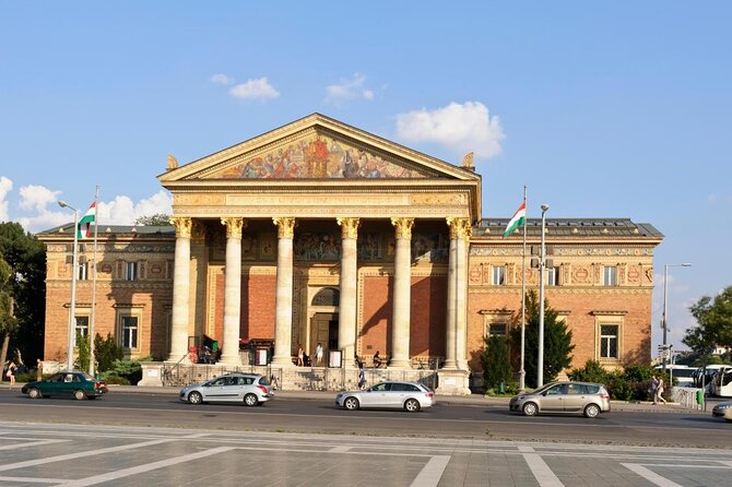 Budapest Card: Free Public Transport, Spa & Museums with Delivery - Key points to know before you buy