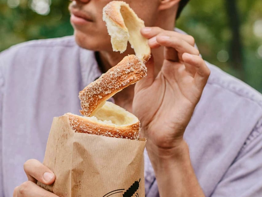 Budapest: Chimney Cake Workshop in City Park - Key points to know before booking