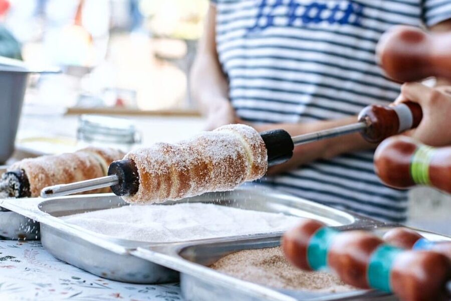 Budapest: Chimney Cake Workshop in City Park - What the $48 price includes