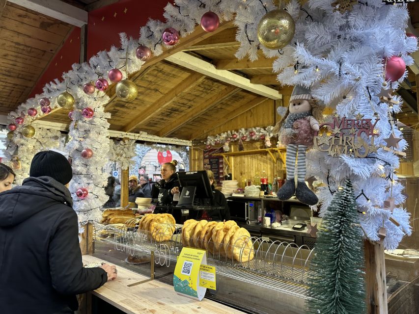 Budapest: Christmas Market Guided Walking Tour with Tastings - Key points to know before you book
