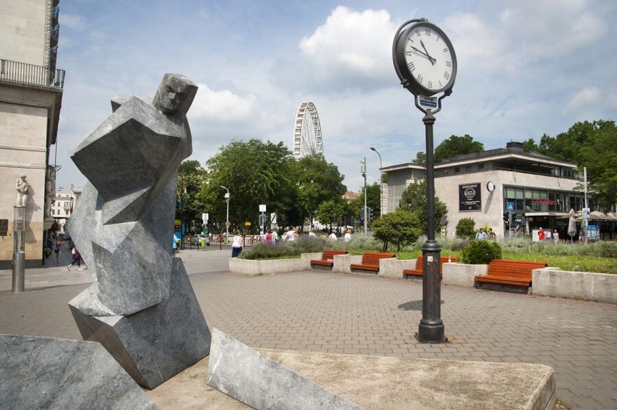 Budapest: City Center Walking Tour - Why this two-hour walk works so well in Pest