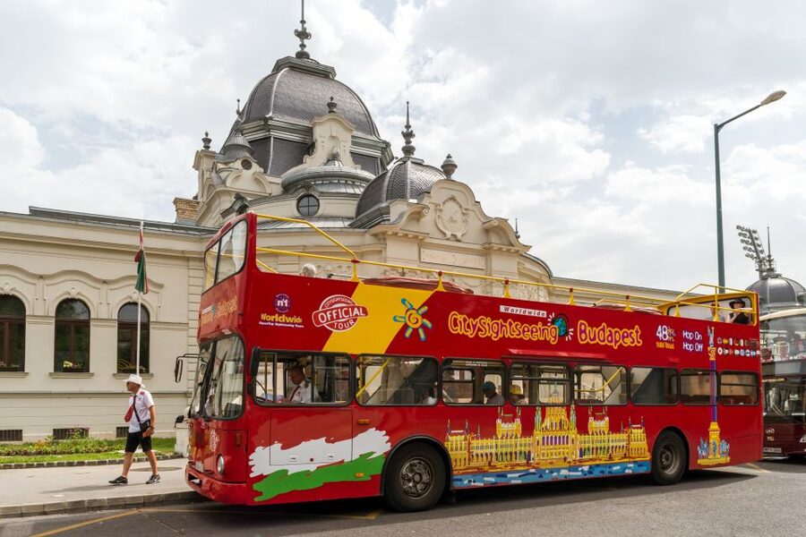 Budapest: City Sightseeing Hop-On Hop-Off Bus Tour & Extras - Stop 1 to Stop 4: Basilica, Chain Bridge, and the Jewish Quarter
