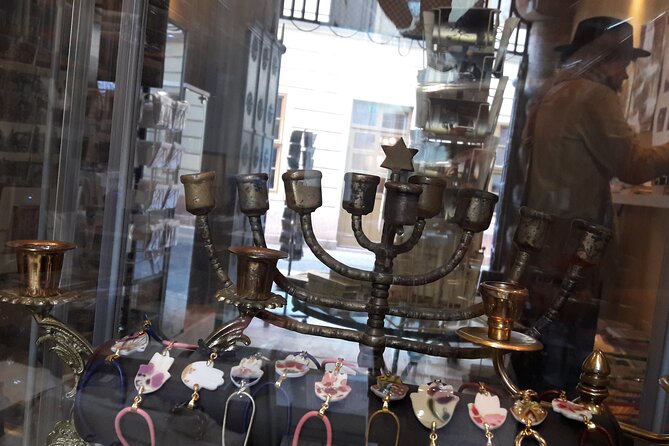 Budapest City Walk in Jewish Quarter - Courtyards, cafés, and the neighborhood today
