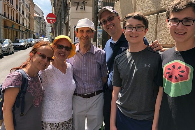 Budapest City Walk in Jewish Quarter - Who will get the most from this walk
