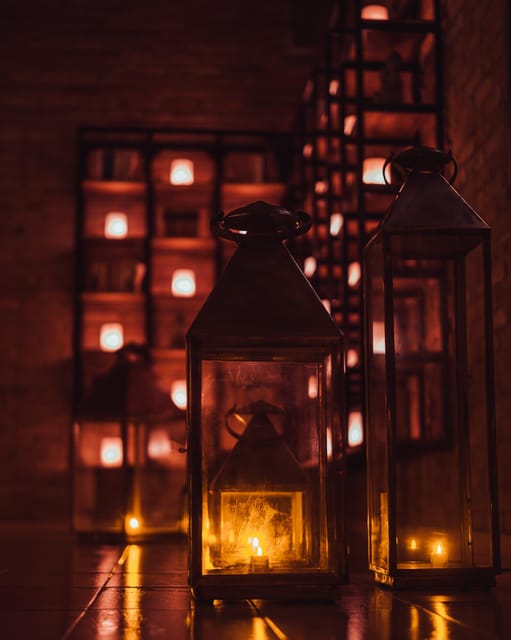 Budapest: Couple Holistic Swedish Massage with Jacuzzi Time - Four pools, a sauna, and a steam room