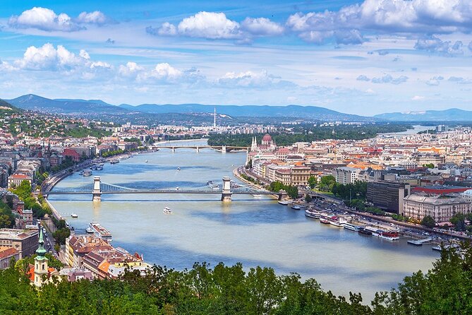 Budapest Danube 1 Hour Sunset or Night Cruise with Audio Guide - Key points to know before booking