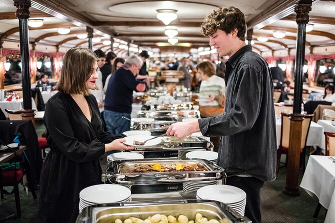 Budapest Danube Cruise and Dinner Options, Live Music and Dance - Why Budapest looks different from the Danube at night