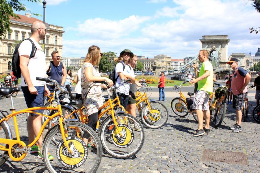 Budapest: Danube River Views Bike Ride - Andrassy Avenue and Budapest’s grand Pest landmarks