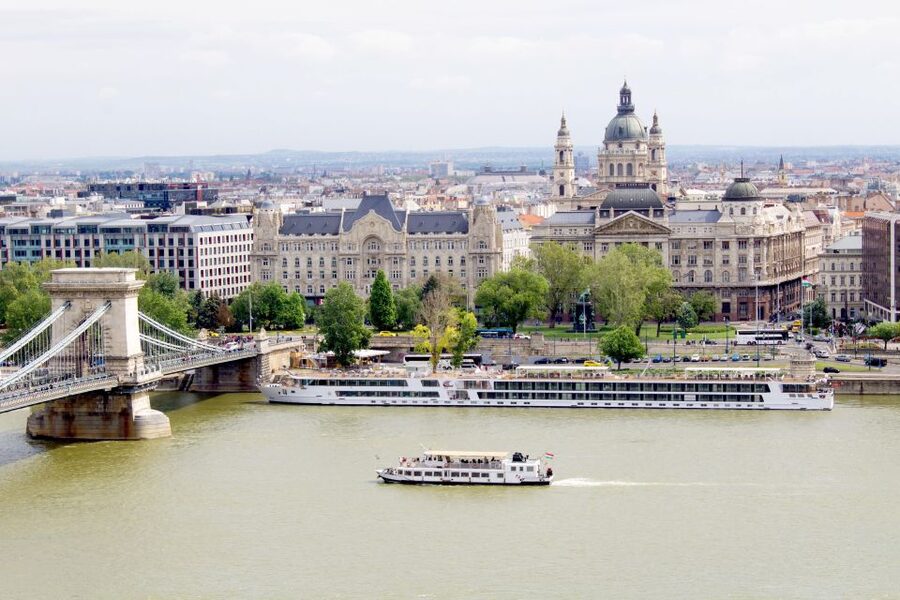 Budapest: Day or Night River Cruise on Panoramic Boat - Is $17 a good value?