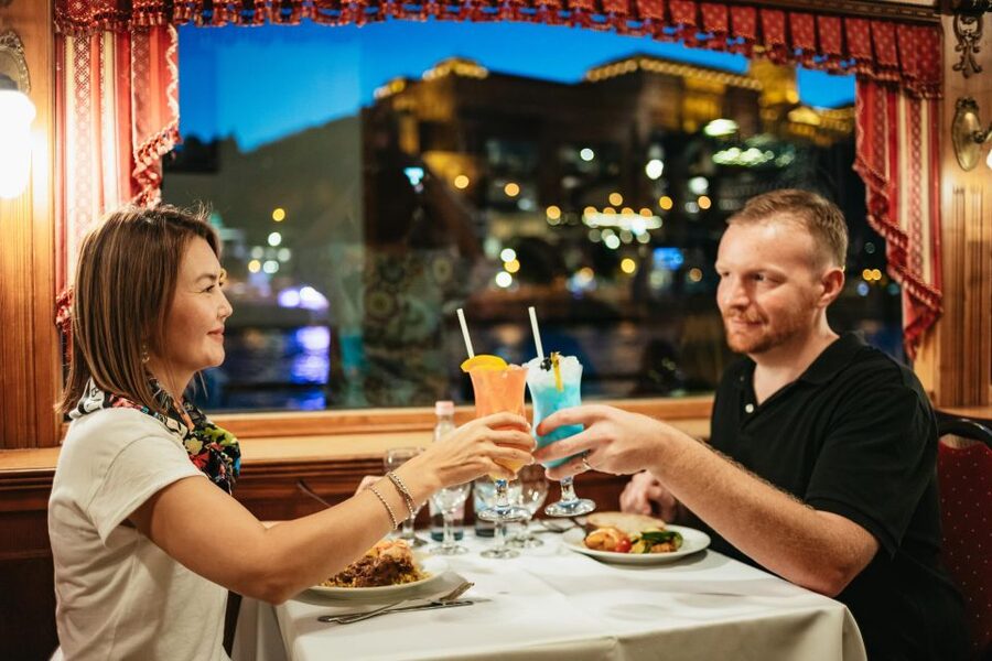 Budapest: Dinner Cruise with Live Music and Folk Dance Show - What the $93 price really buys