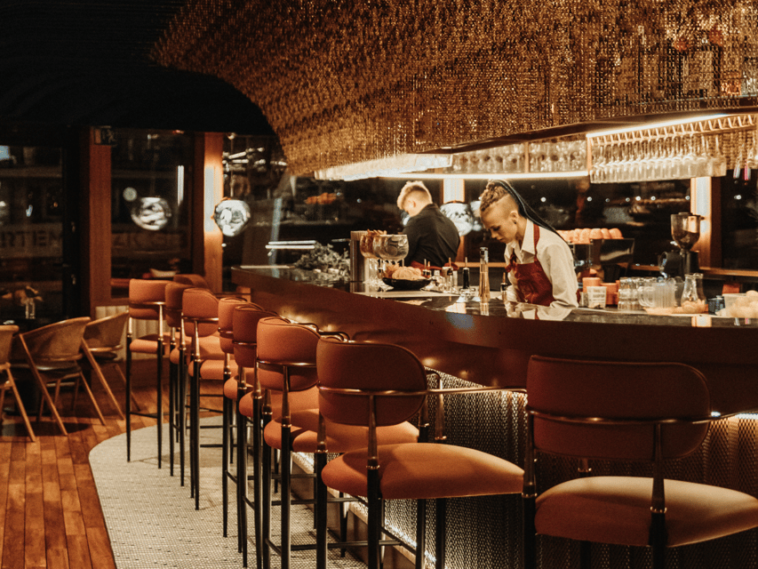 Budapest: Dinner Cruise with Live Music and Unlimited Drinks - The rooftop deck and illuminated igloo