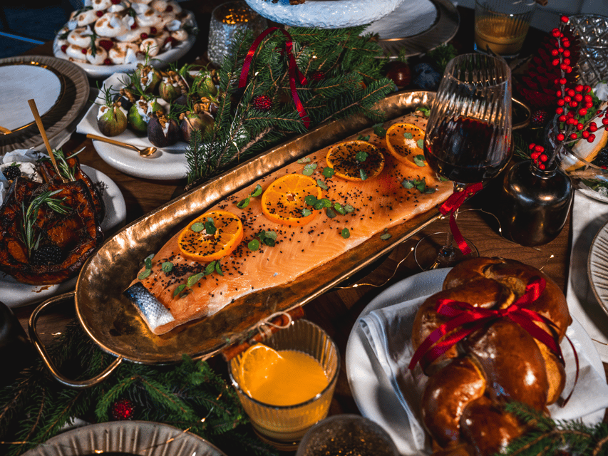 Budapest: Dinner Cruise with Live Music and Unlimited Drinks - Should you book this Budapest dinner cruise?