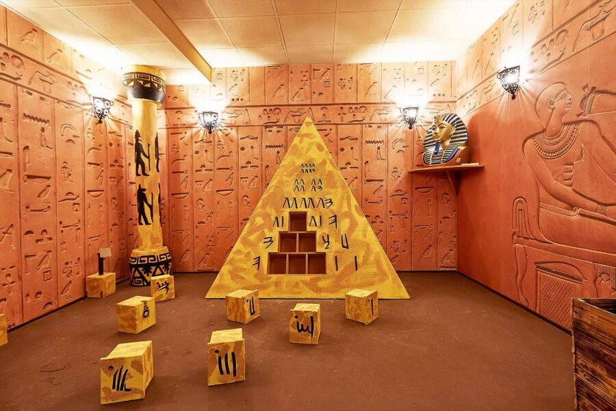 Budapest: Escape Room game - Egyptian Adventure - Your Egyptian mission begins in central Budapest