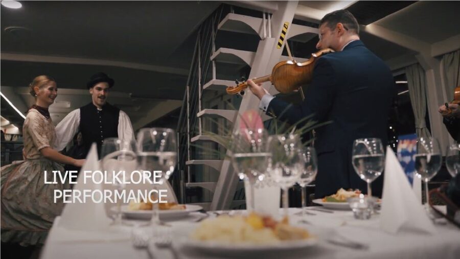 Budapest: Evening Cruise and Dinner with Welcome Drink - Live Hungarian music and folk dancing