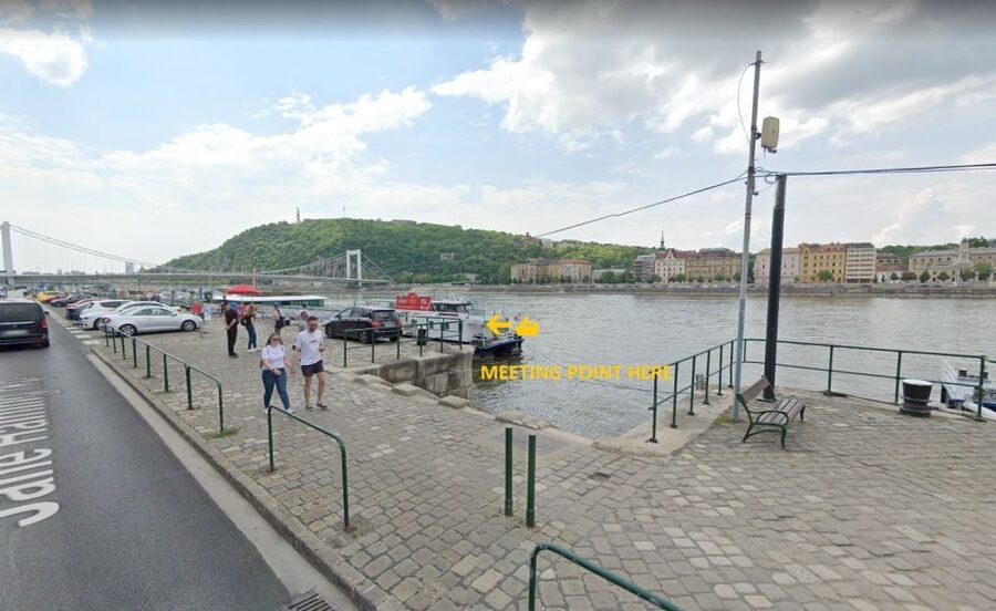 Budapest: Evening Cruise and Dinner with Welcome Drink - What the two-hour route gives you